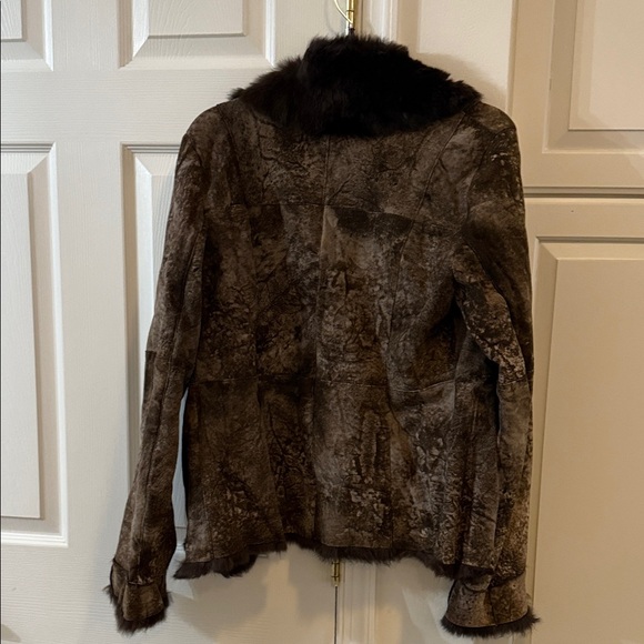 Red Fish Design Dark Brown rabbit fur Jacket - Picture 6 of 6